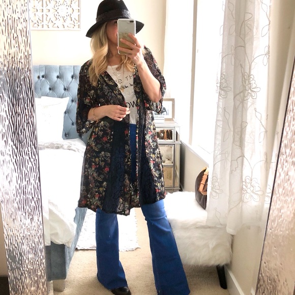 Sam Edelman Black Floral Lace Kimono Robe Sz S - Picture 4 of 7